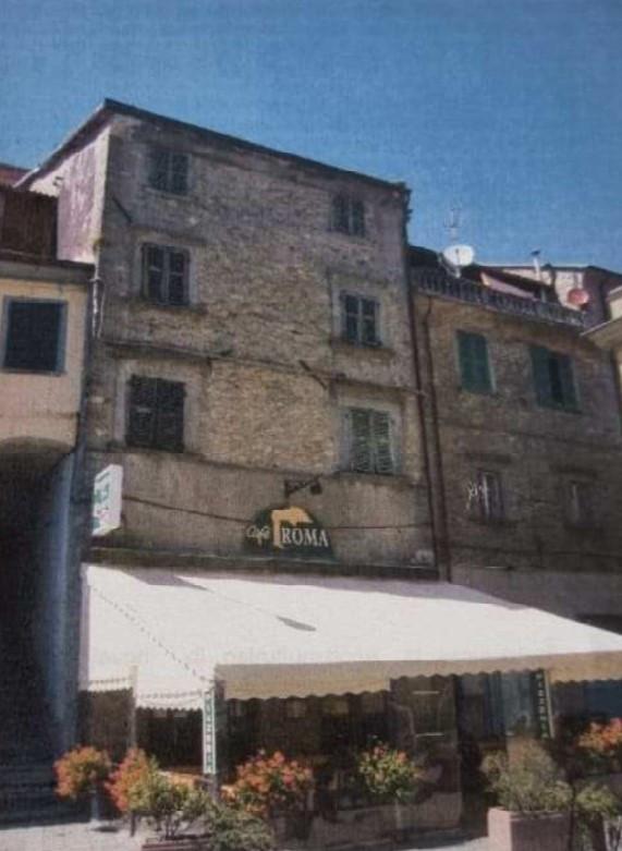 immobile appartamento all'asta in Piazza Roma - 54021 Bagnone (MS) - 1