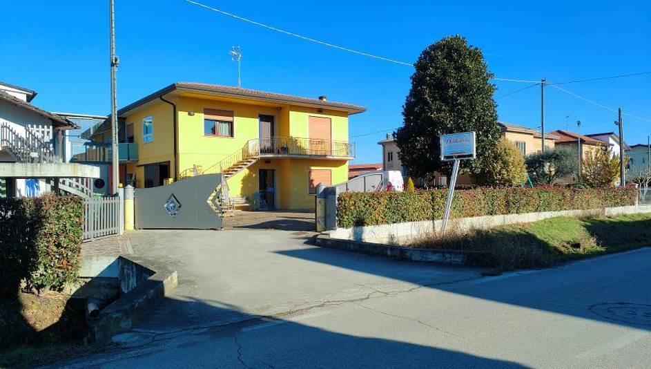 immobile appartamento all'asta in Via Cavin Maggiore, 47 - 49 - 30030 Pianiga (VE) - 2