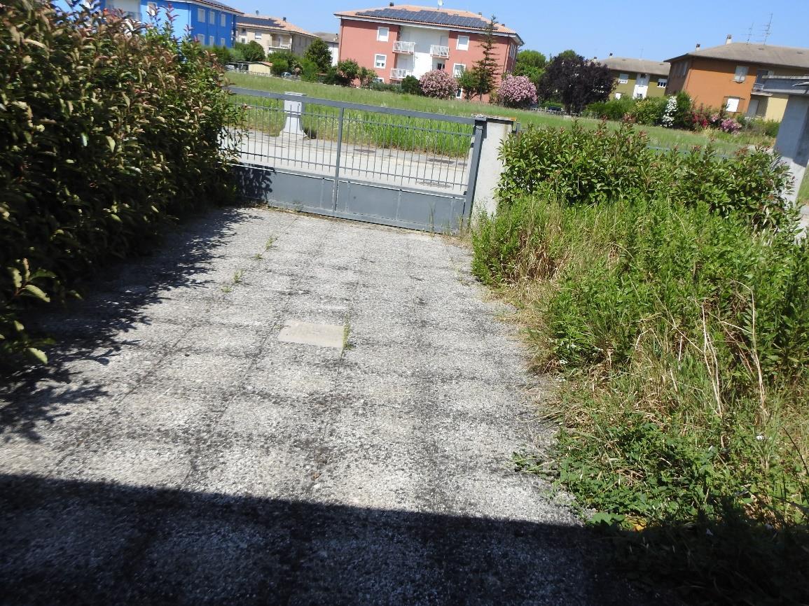 immobile villa all'asta in Via Frazione Musone, 62019 Recanati MC, Italia Recanati, Macerata - 3
