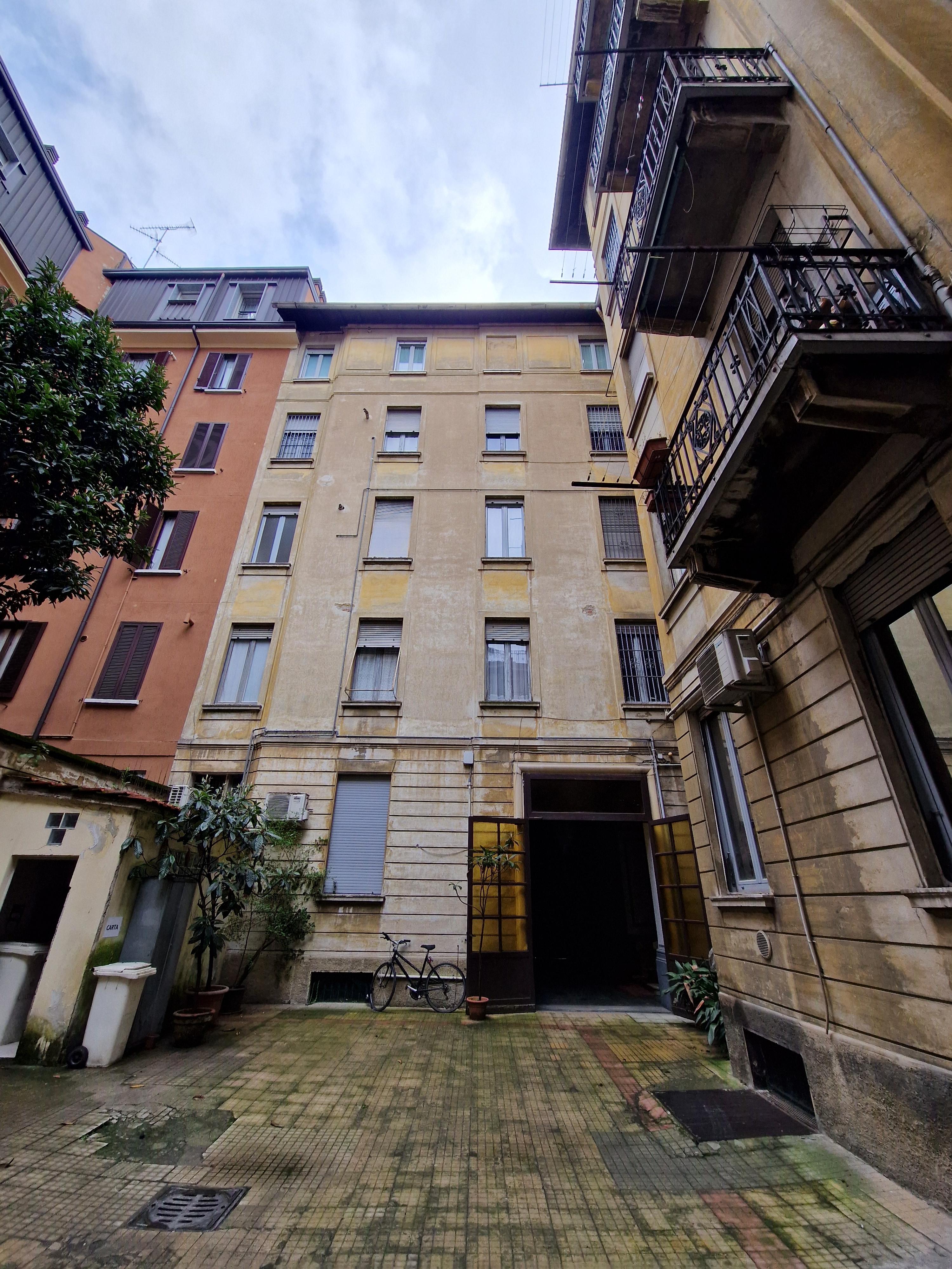 immobile appartamento all'asta in Via Lodovico Castelvetro, 1 - 20154 Milano (MI) - 3