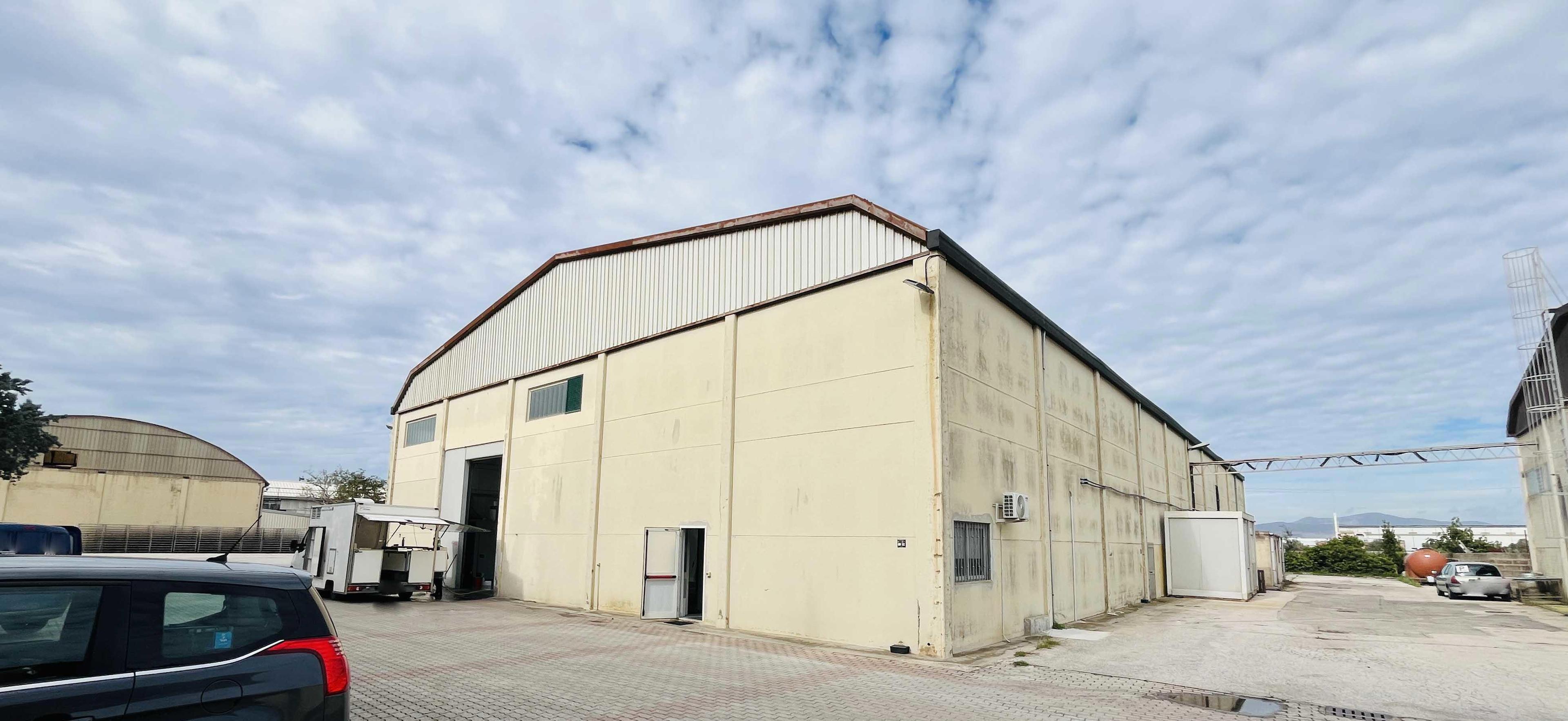 immobile attivita commerciale all'asta in località  Montegemoli, via Ombrone n 8 - Piombino (LI) - 1