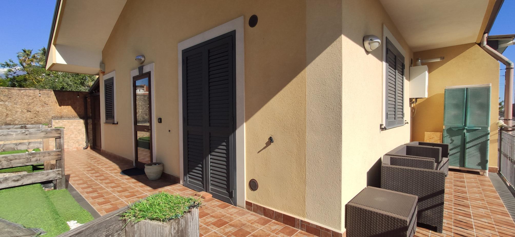 immobile appartamento all'asta in Via Lorenzo Bernini 4 - 95030 Mascalucia (CT) - 4