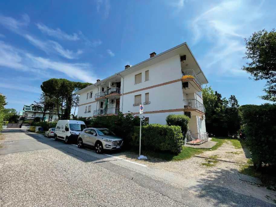 immobile appartamento all'asta in Via Dei Pianeti, 5 - 30028 San Michele al Tagliamento (VE) - 1