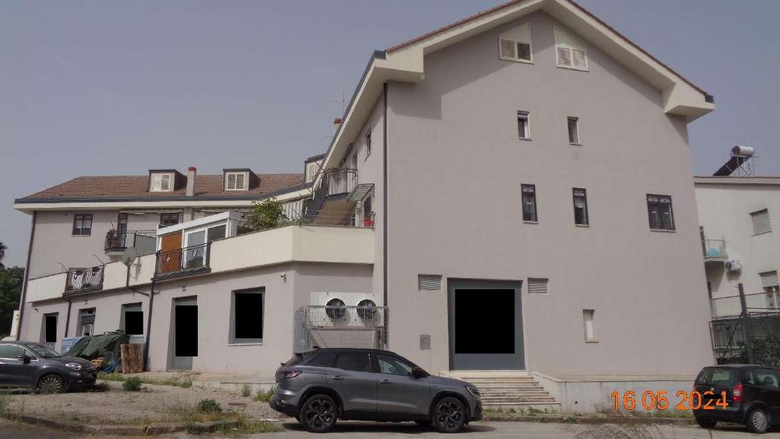 immobile appartamento all'asta in Via Renato Guttuso 3 - 94015 Piazza Armerina (EN) - 5