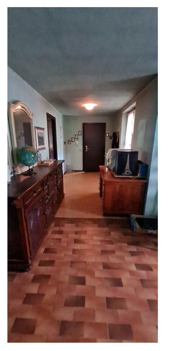 immobile villa all'asta in Via Aldo Moro, 10, 23898 Imbersago LC, Italia Imbersago, Lecco - 4
