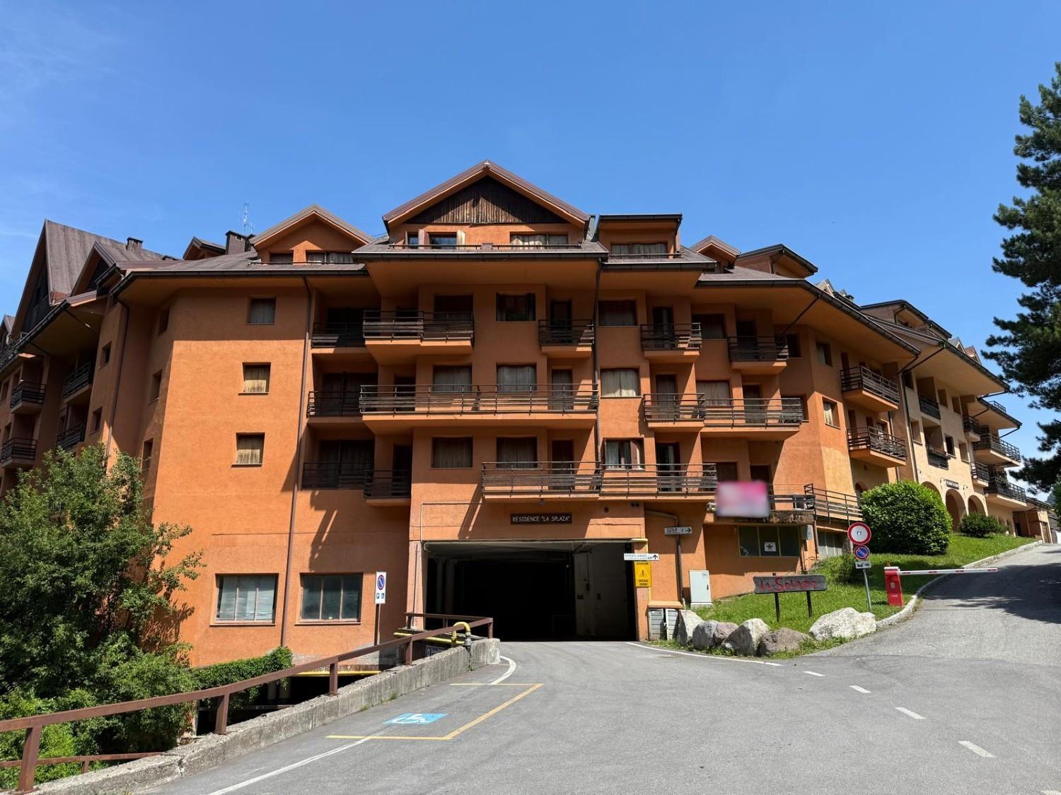immobile appartamento all'asta in Via delle Villette di Montecampione, Montecampione BS, Italia - 25040 Artogne (BS) - 1