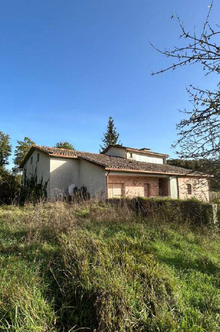 immobile villa all'asta in Frazione Montebibico, 1A, 06049 Montebibico PG, Italia - 06049 Spoleto (PG) - 1