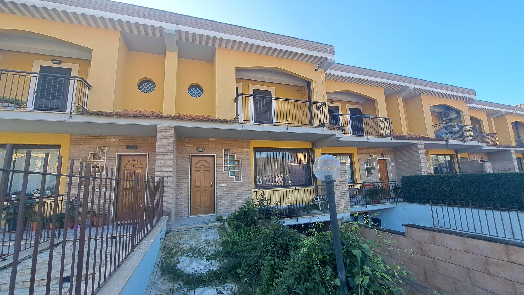 immobile appartamento all'asta in Via delle Ville del Borgo, 02040 Tarano RI, Italia Tarano, Rieti - 3