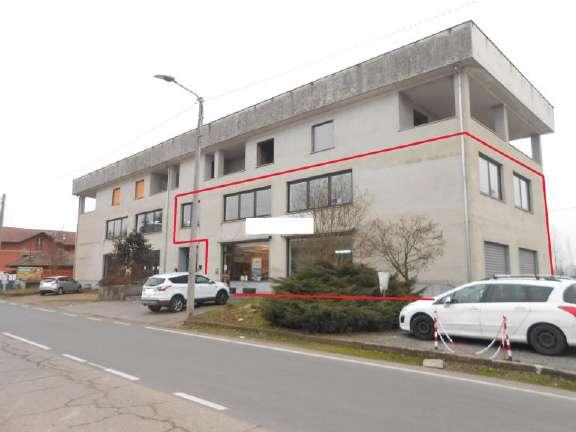 immobile laboratorio all'asta in Via Giovanni Amendola, 197, 13836 Cossato BI, Italia Cossato, Biella - 1