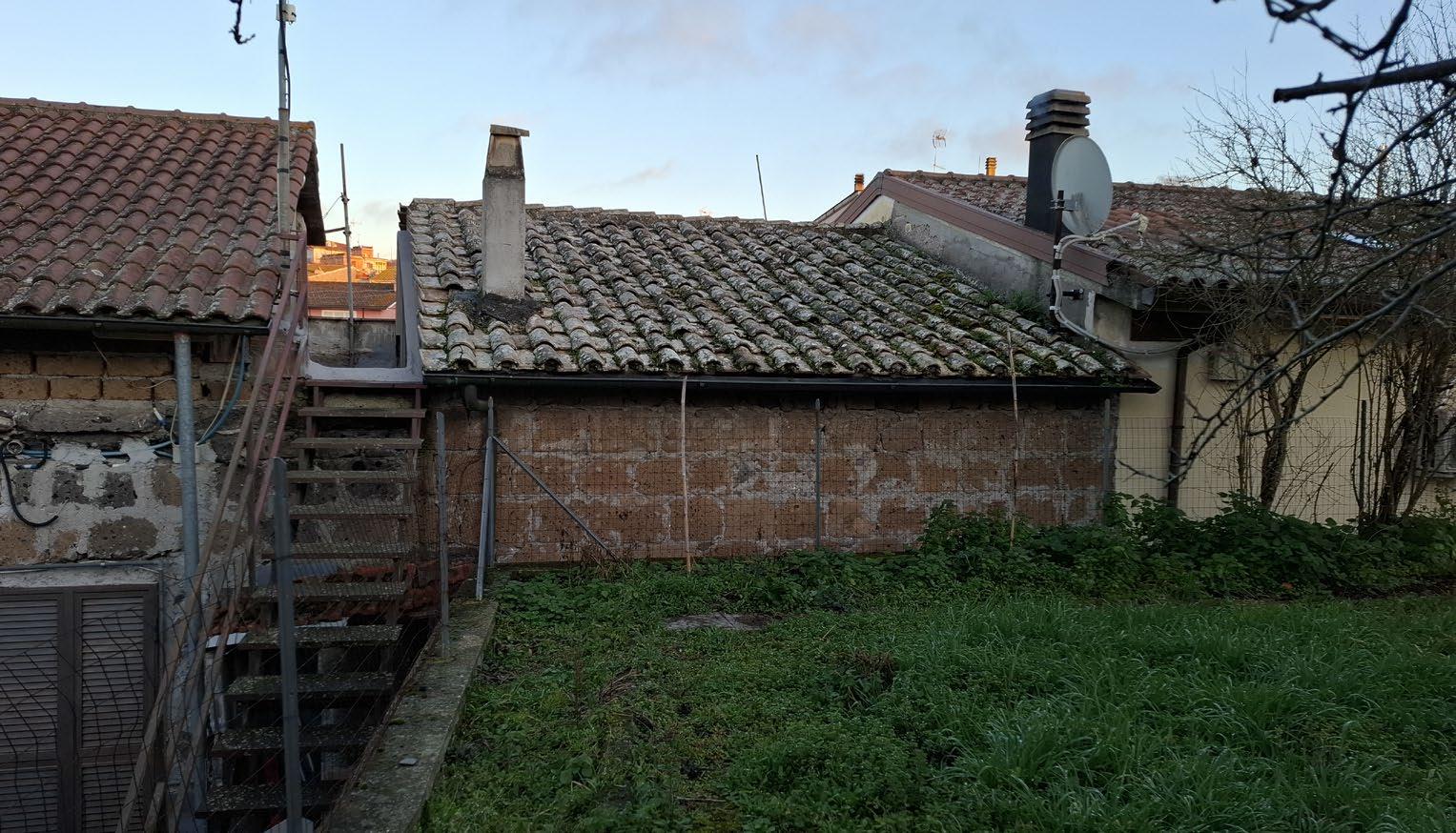 immobile appartamento all'asta in Via delle Cascine 34 - 01030 Faleria (VT) - 2