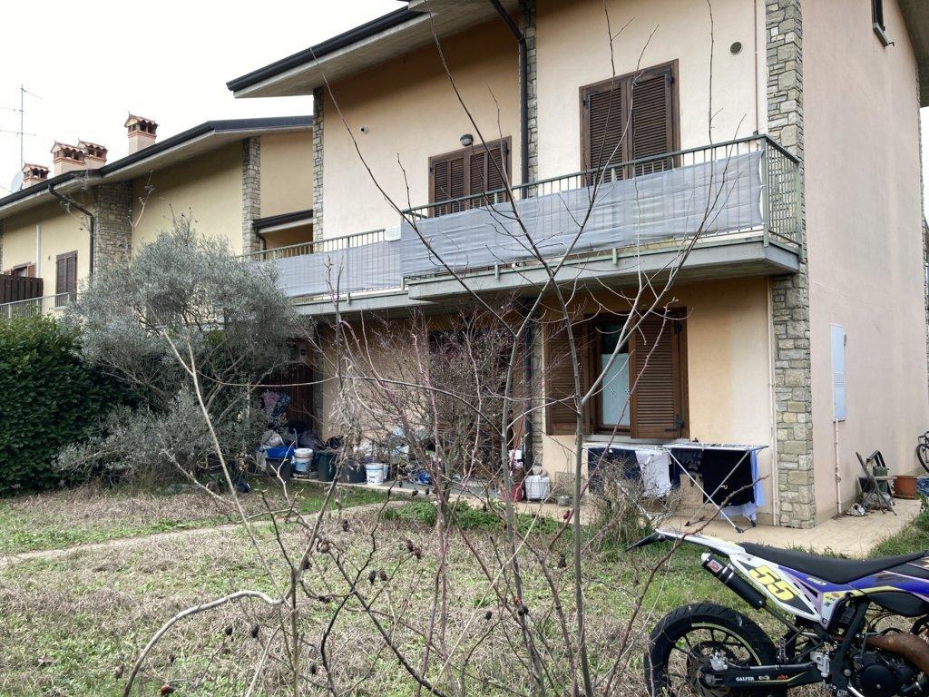 immobile appartamento all'asta in Via Artigianato, 61, 24040 Stezzano BG, Italia Stezzano, Bergamo - 1