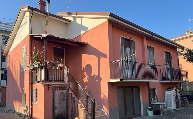 immobile appartamento all'asta in Via Ettore Schinelli 8 - 27036 Mortara (PV) - 3