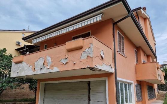 immobile appartamento all'asta in Via Cristoforo Colombo 238 - 62012 Civitanova Marche (MC) - 2