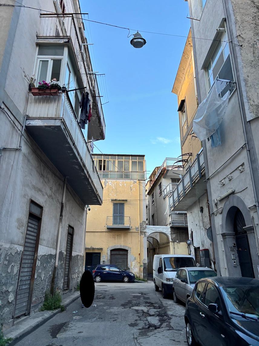 immobile appartamento all'asta in Via Bertone 11 - 80058 Torre Annunziata (NA) - 4