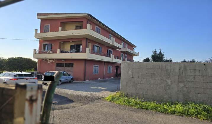 immobile appartamento all'asta in Via case Alesci snc - 98051 Barcellona Pozzo di Gotto (ME) - 1