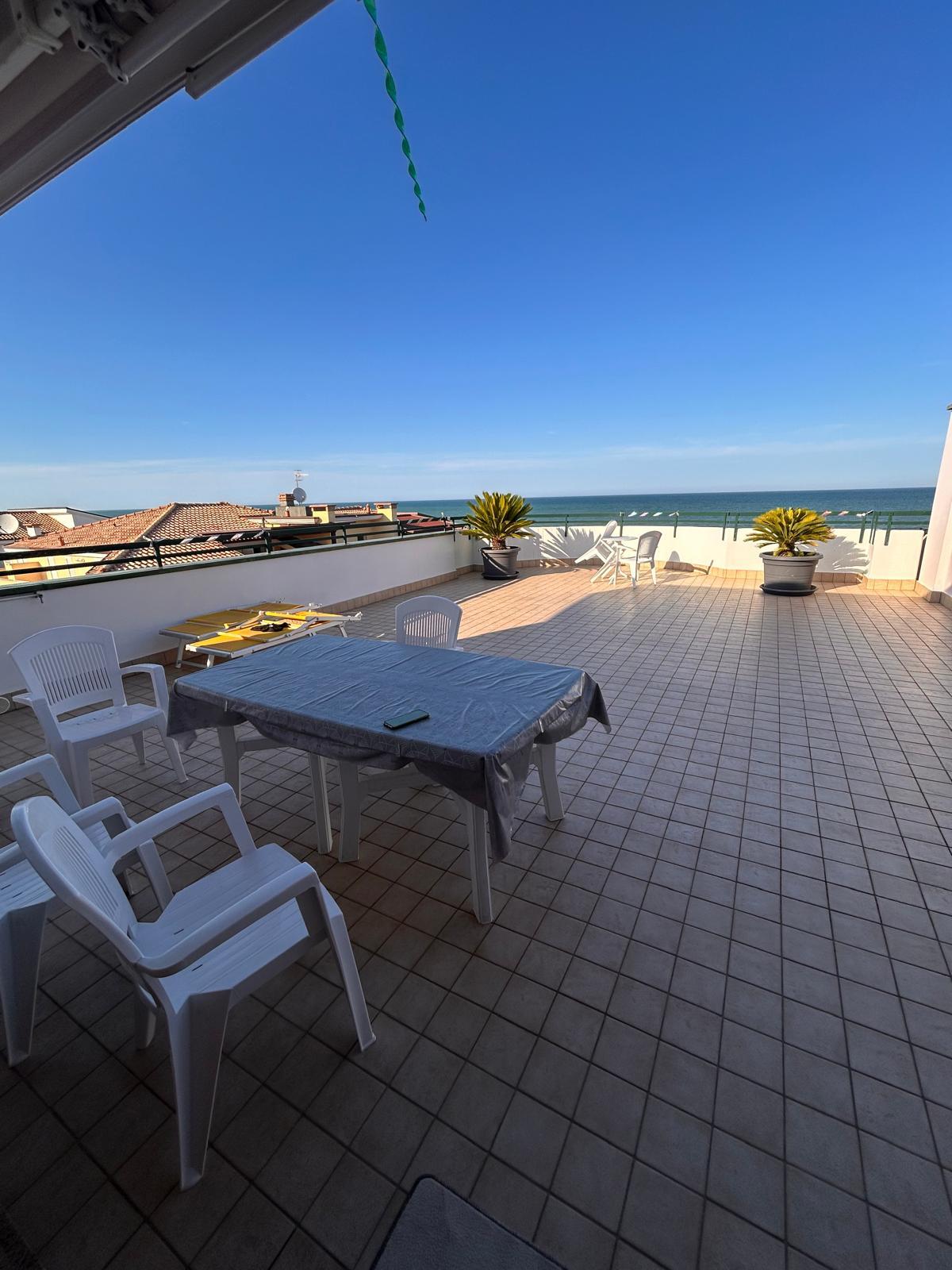 immobile appartamento all'asta in Piazza Caduti di Nassirya n10, 64018 Tortoreto Lido TE, Italia - 64018 Tortoreto (TE) - 1