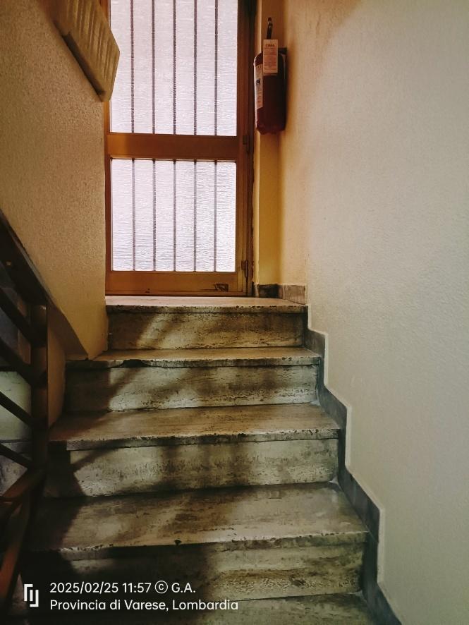 immobile appartamento all'asta in Via Speri della Chiesa Jemoli 15 - 21100 Varese (VA) - 1