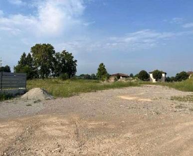 immobile terreno all'asta in Via Aldo Moro, 24040 Stezzano BG, Italia Stezzano, Bergamo - 2