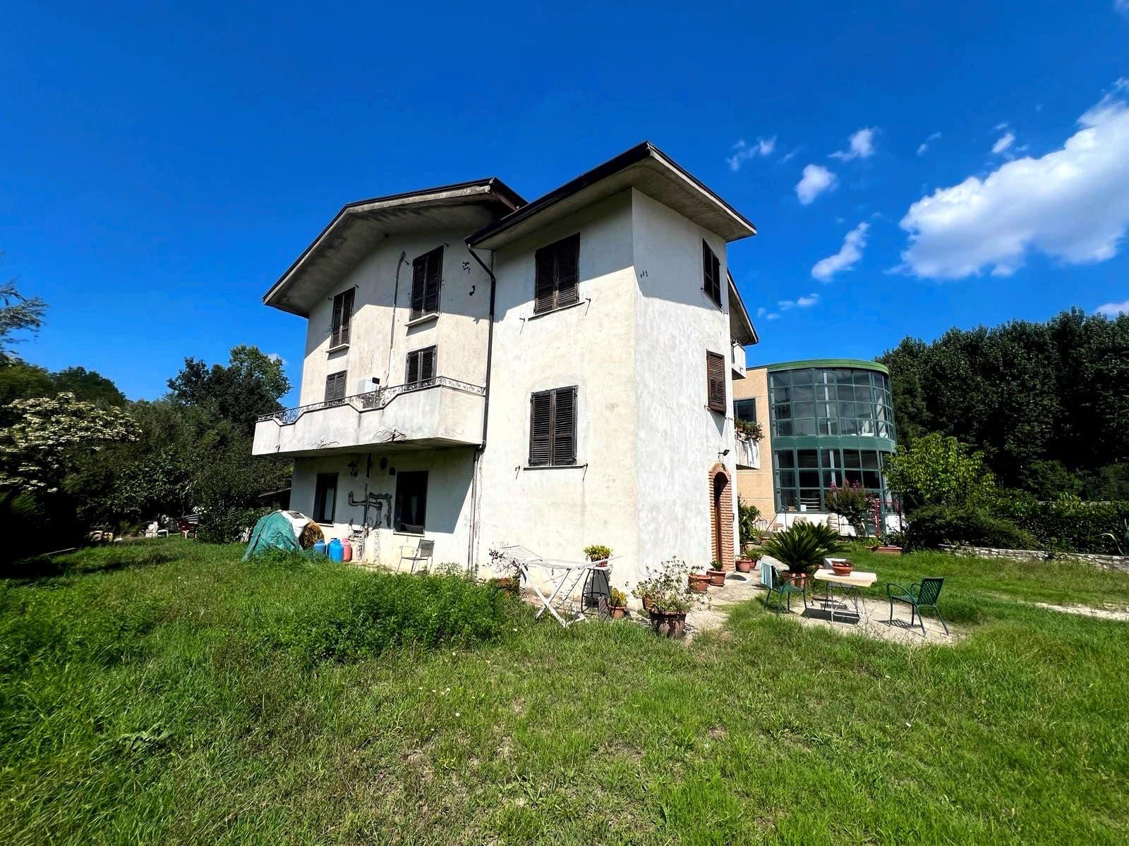 immobile appartamento all'asta in Via SSAppia o via Nazionale - 83016 Roccabascerana (AV) - 2