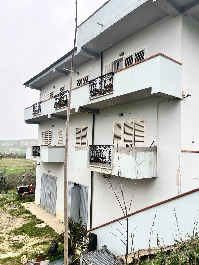 immobile appartamento all'asta in Via Belvedere, 21, 65011 Catignano PE, Italia Catignano, Pescara - 4