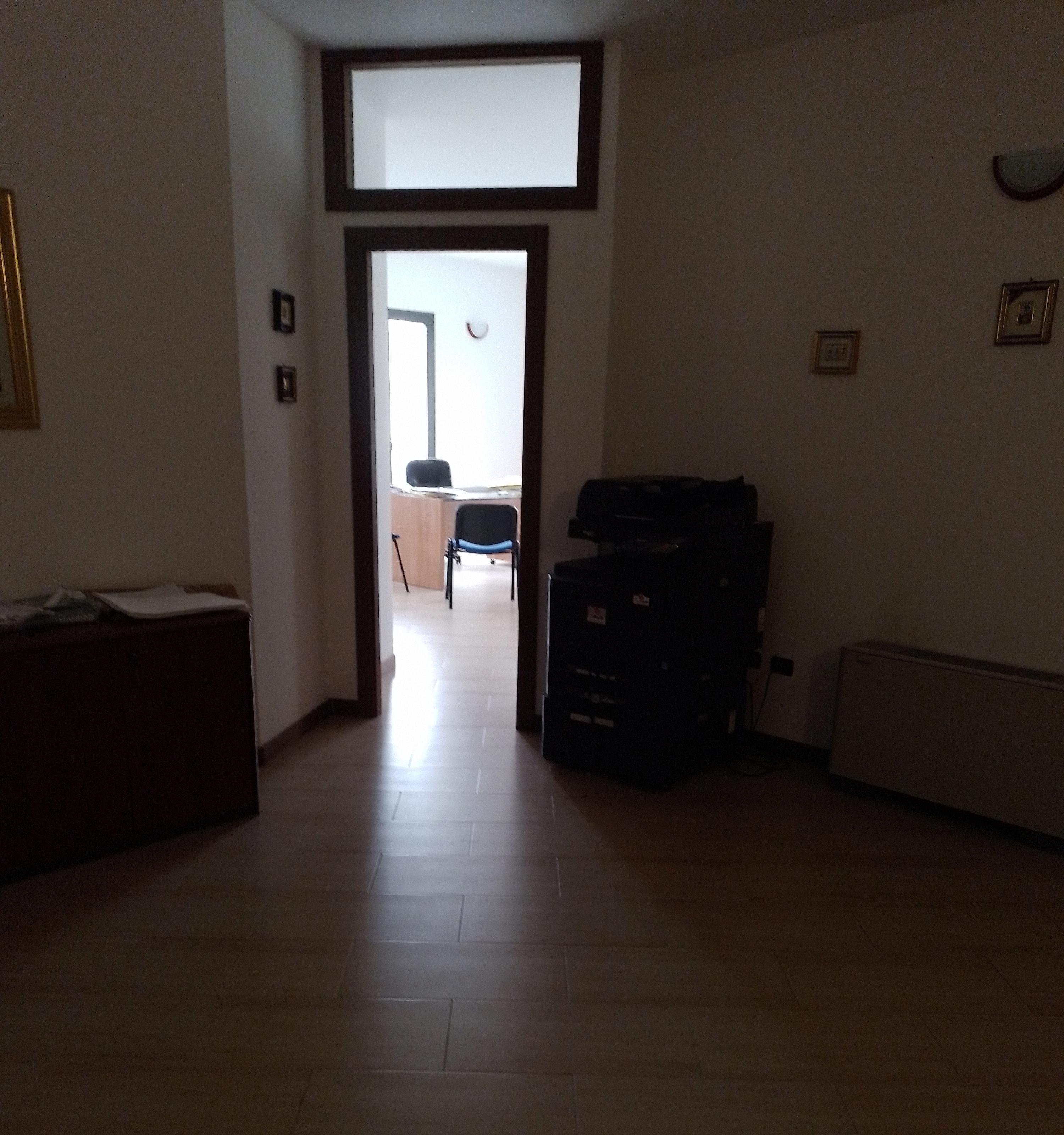 immobile ufficio all'asta in Piazza bartolo longo  17 - 72022 Latiano (BR) - 2