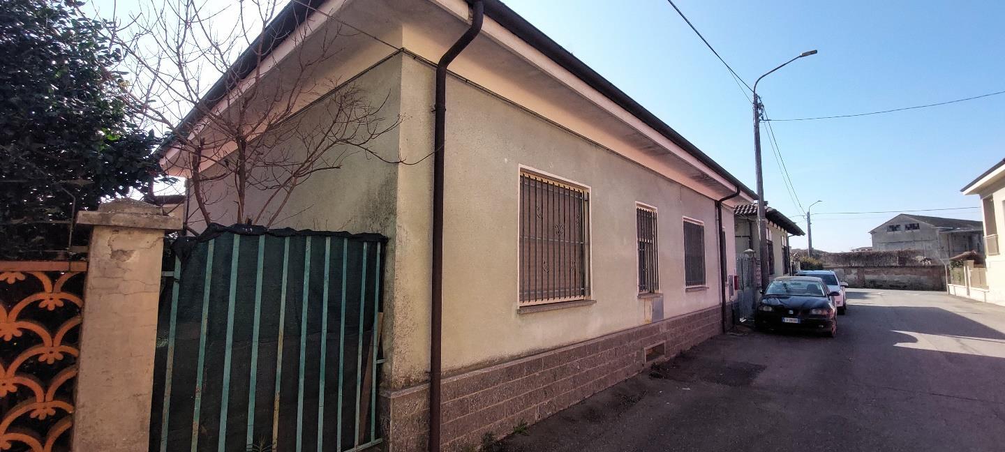 immobile appartamento all'asta in Via Po, 4, 13049 Tronzano Vercellese VC, Italia Tronzano Vercellese, Vercelli - 2