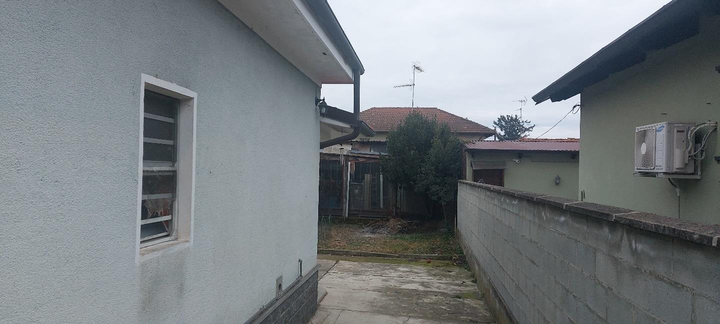 immobile appartamento all'asta in Via Po, 4, 13049 Tronzano Vercellese VC, Italia Tronzano Vercellese, Vercelli - 3