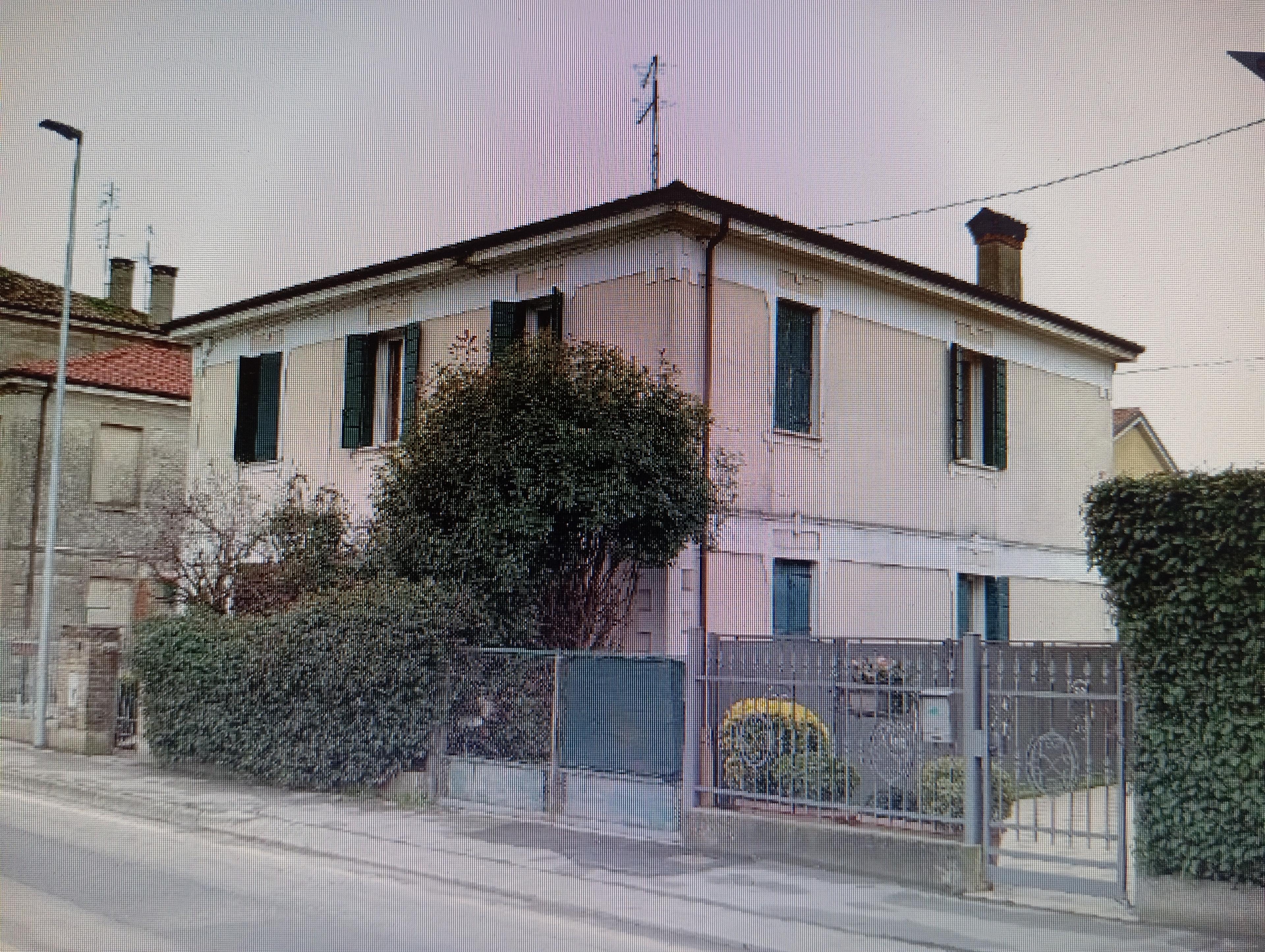 immobile appartamento all'asta in Via Giuseppe Garolla, 96, 35010 Limena PD, Italia Limena, Padova - 1