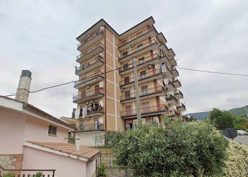 immobile appartamento all'asta in Viale Italia, 43 - 87040 Rose (CS) - 1