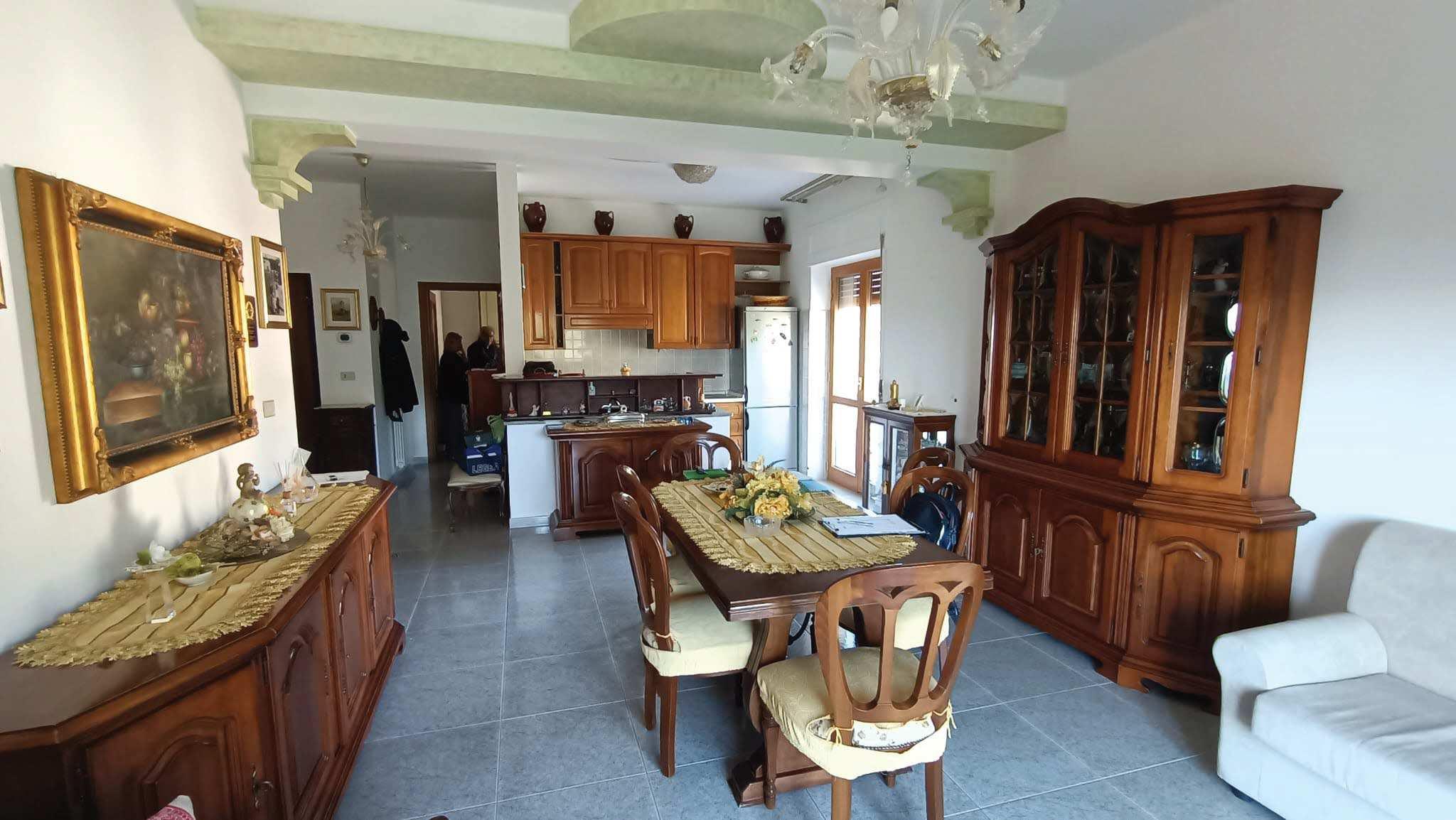 immobile appartamento all'asta in Viale Italia, 43 - 87040 Rose (CS) - 5