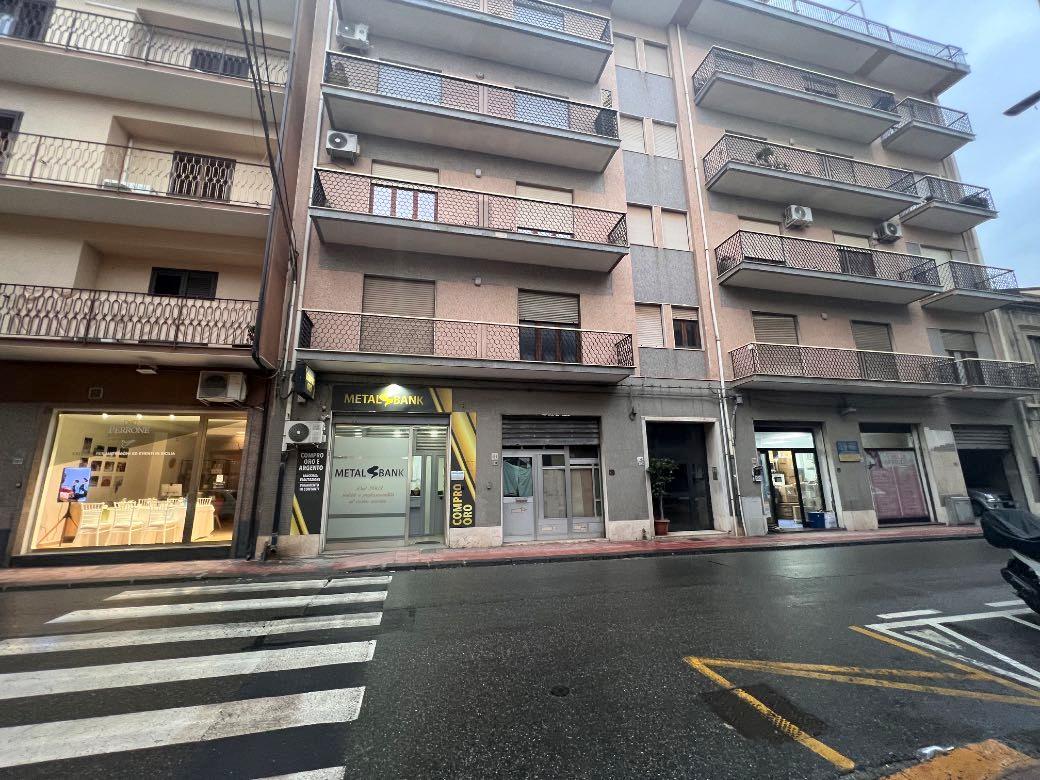 immobile appartamento all'asta in Via Regina Margherita, 113 - 98028 Santa Teresa di Riva (ME) - 2