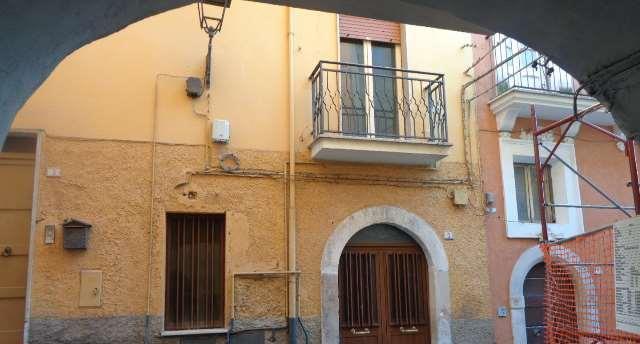 immobile appartamento all'asta in Via del Forno 3 e 5 - 67035 Pratola Peligna (AQ) - 1