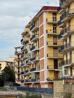 immobile appartamento all'asta in Via Antonio Gramsci n 13 - 80059 Torre del Greco (NA) - 4