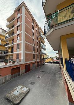 immobile appartamento all'asta in Via Antonio Gramsci n 13 - 80059 Torre del Greco (NA) - 5