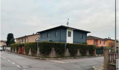 immobile appartamento all'asta in Quartiere LA FAMIGLIA - VIA BRAVI 13 - 25024 Leno (BS) - 4