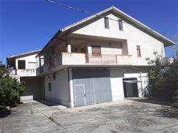 immobile magazzino all'asta in Contrada Marciliana SNC - 66010 Villamagna (CH) - 4