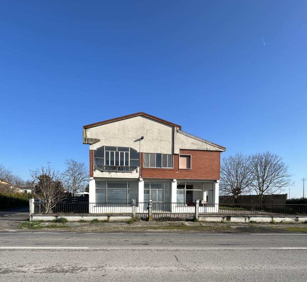 immobile appartamento all'asta in Strada Francesca Est, 46040 Rodigo MN, Italia Rodigo, Mantova - 2