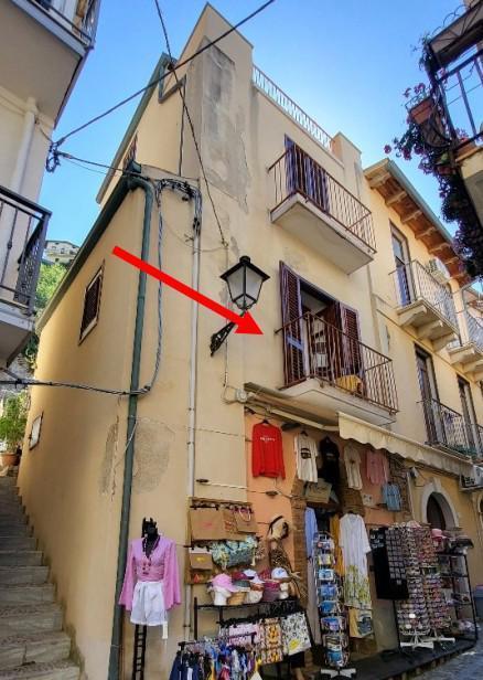 immobile appartamento all'asta in 12 - 89058 Scilla (RC) - 1