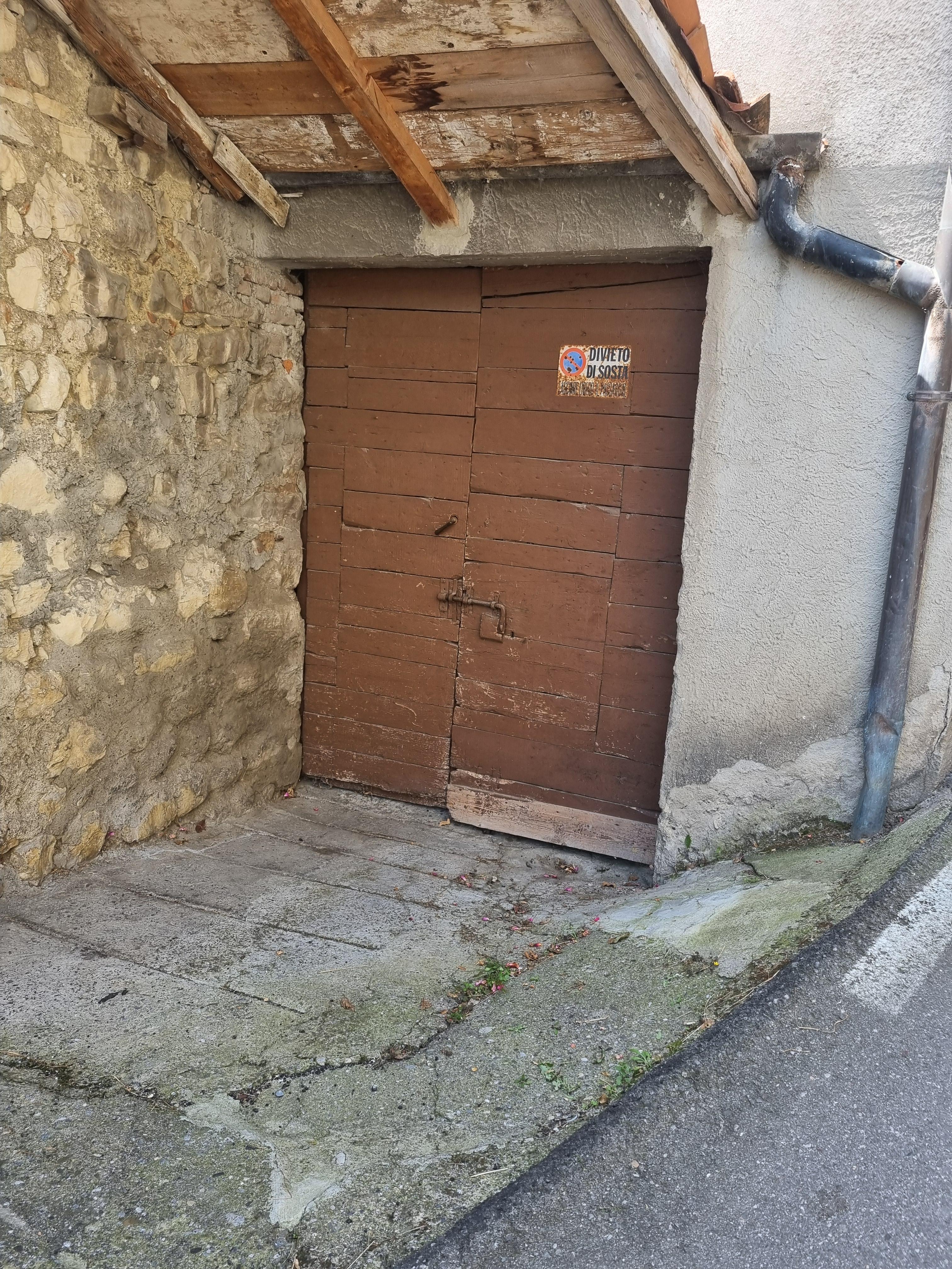 immobile casa singola all'asta in Via S Rocco, 11, 24060 Tavernola Bergamasca BG, Italia Tavernola Bergamasca, Bergamo - 5