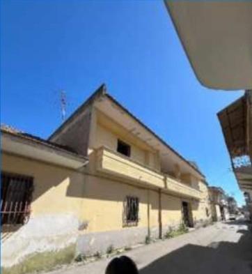 immobile appartamento all'asta in Via Vincenzo Cardarelli - San Cipriano d'Aversa (CE) - 1