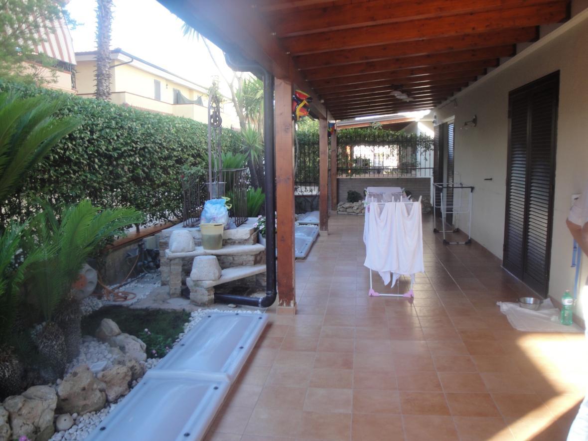 immobile garage all'asta in Via dei Tulipani snc - Cerignola (FG) - 2