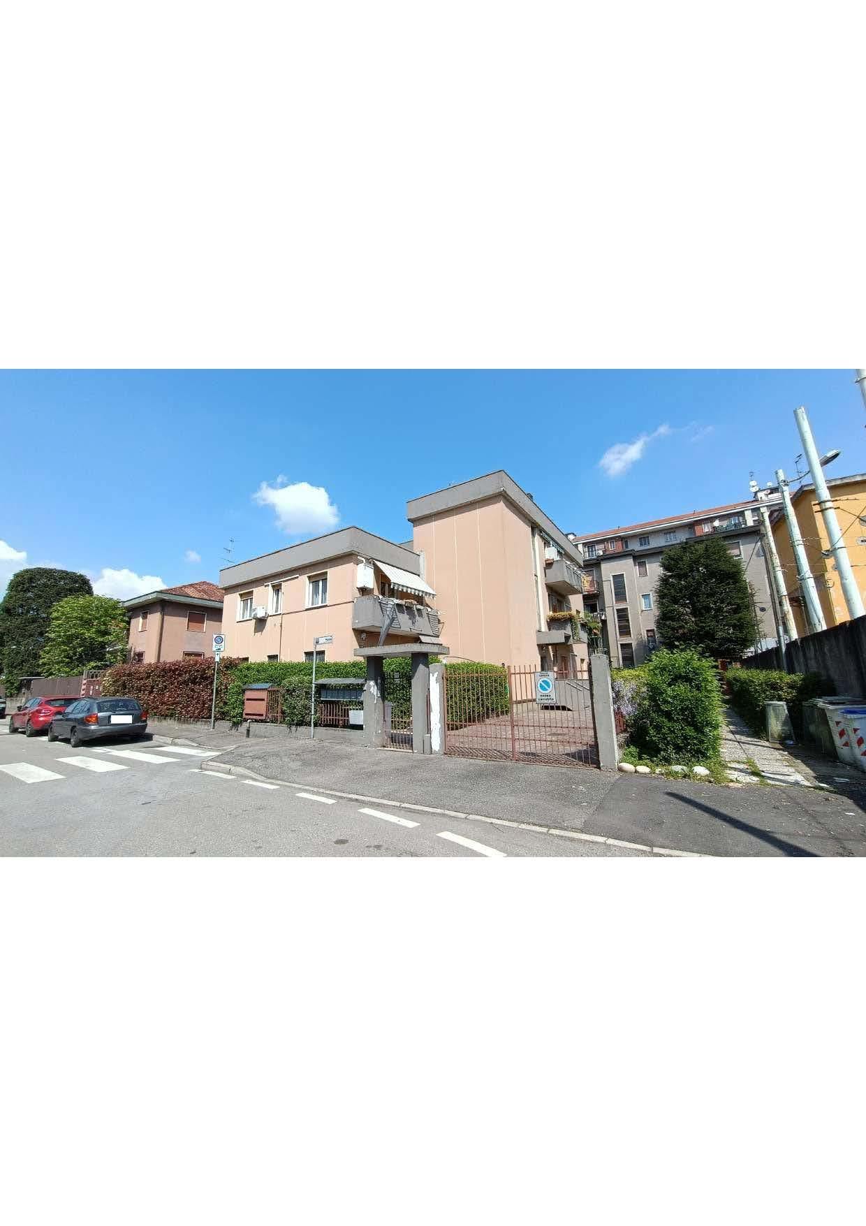 immobile appartamento all'asta in Via Marsala 12 - 20039 Varedo (MB) - 5