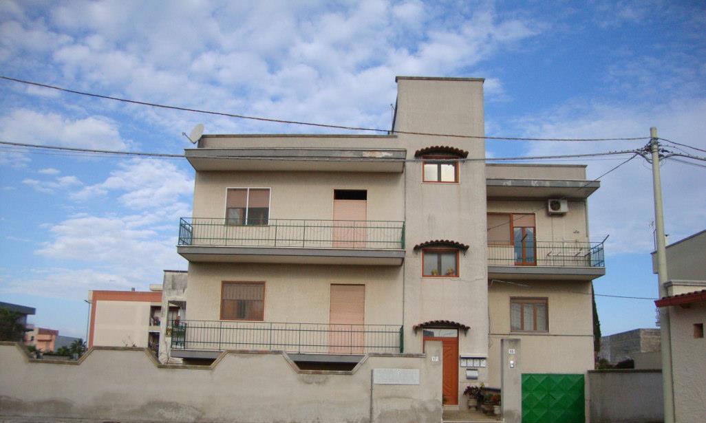 immobile appartamento all'asta in Via Ugo Foscolo, 15, 74021 Carosino TA, Italia Carosino, Taranto - 1