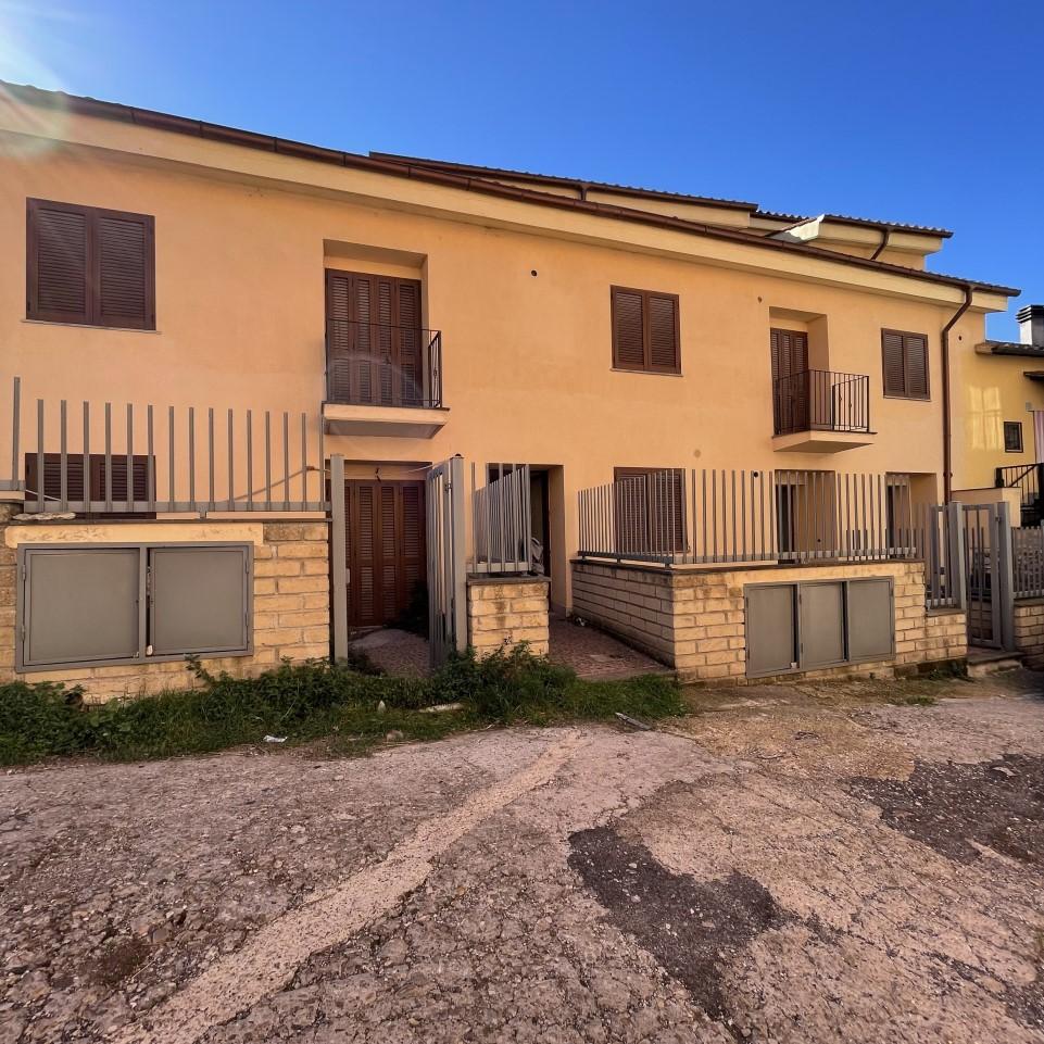 immobile casa singola all'asta in Via del Fontanile 40 - 01019 Vetralla (VT) - 3