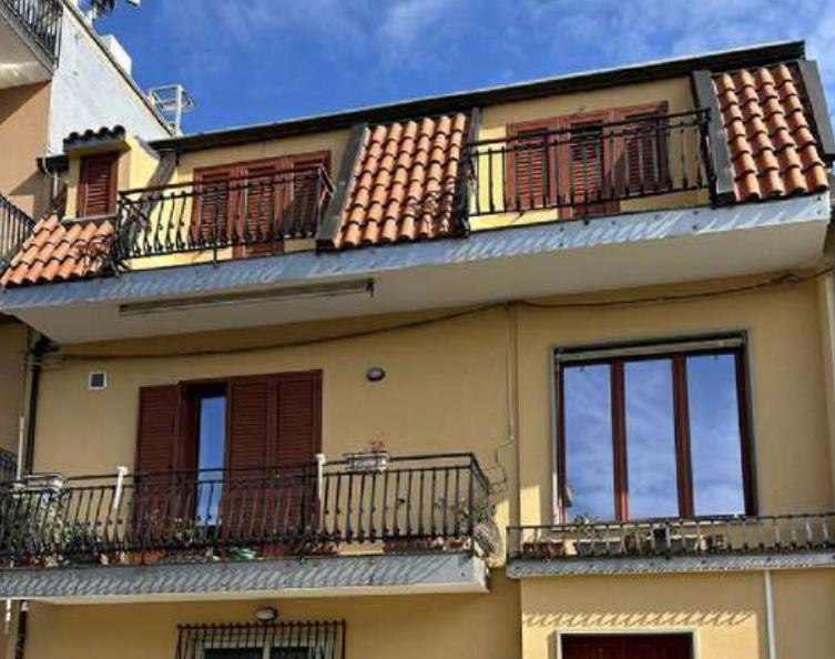 immobile appartamento all'asta in Via Francesco Crispi, 64 - 89029 Taurianova (RC) - 1