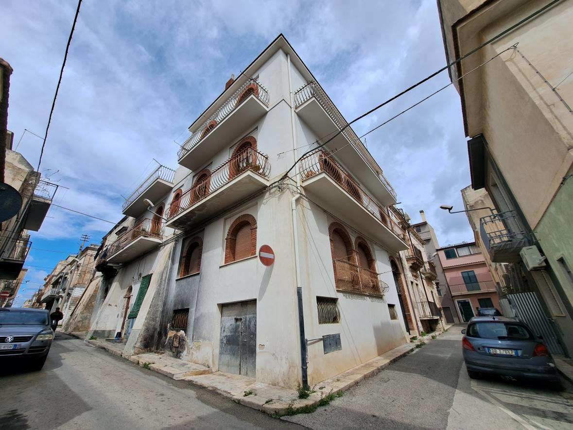 immobile appartamento all'asta in Via Gubernale, 4, 96019 Rosolini SR, Italia Rosolini, Siracusa - 2