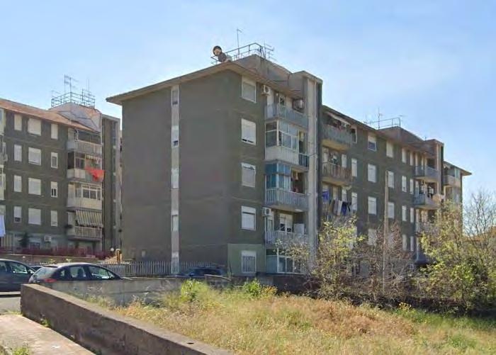 immobile garage all'asta in Via Gaetano Salvemini n 9, piano sottostrada, int 5, Palazzina L2/3 - 96013 Carlentini (SR) - 3
