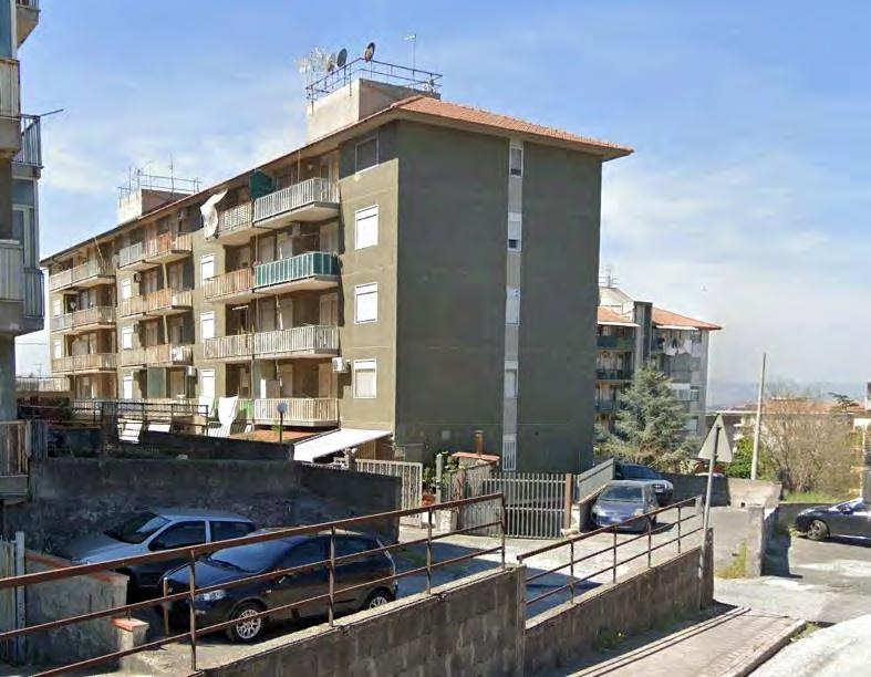 immobile garage all'asta in Via Gaetano Salvemini n 9, piano sottostrada, int 5, Palazzina L2/3 - 96013 Carlentini (SR) - 4