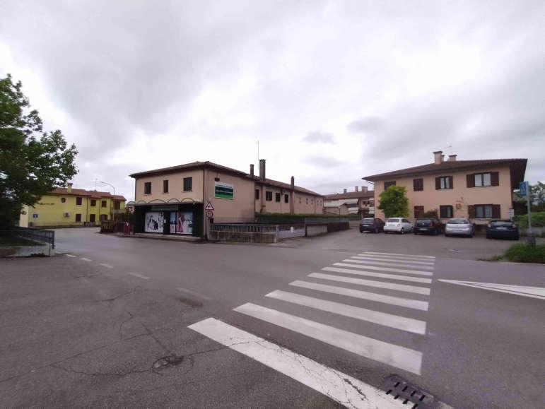immobile attivita commerciale all'asta in Via Monsignor Candido Breda - 31038 Paese (TV) - 2