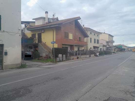 immobile appartamento all'asta in Via Provinciale Francesca  131 - 50050 Cerreto Guidi (FI) - 2